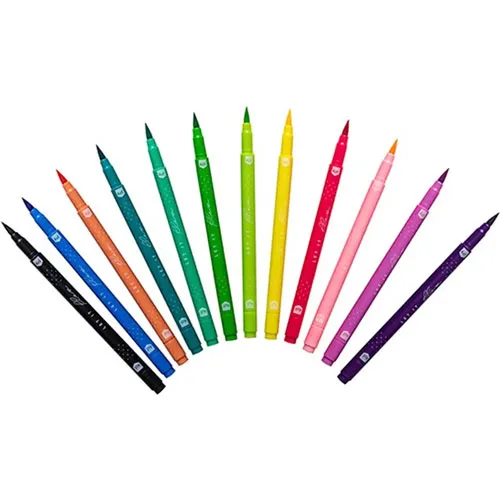 Marcadores escolares Kiut de 12 colores destapados mostrando su doble punta de pincel y fina en forma de abanico.webp